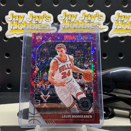 Lauri Markkanen 2019-20 NBA Hoops Premium Purple Disco Prizm #27 Chicago Bulls
