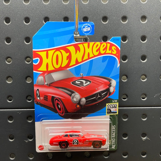 Hot Wheels Mercedes-Benz 300 SL Red #27 - 2023 Retro Racers