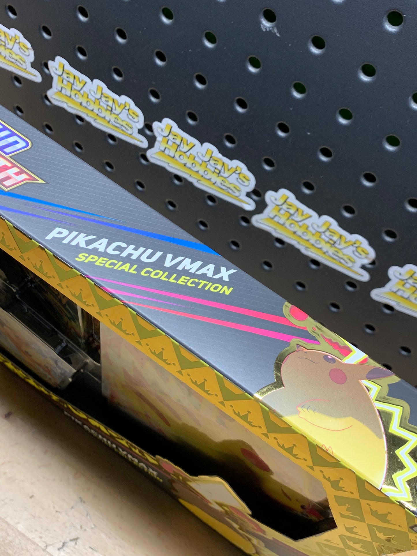 Pokemon Crown Zenith Pikachu VMAX Box Set - Brand New Sealed