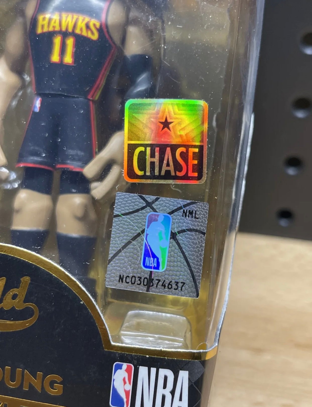 FUNKO GOLD TRAE YOUNG PREMIUM VINYL FIGURE 5 INCH NBA ATLANTA HAWKS CHASE SG