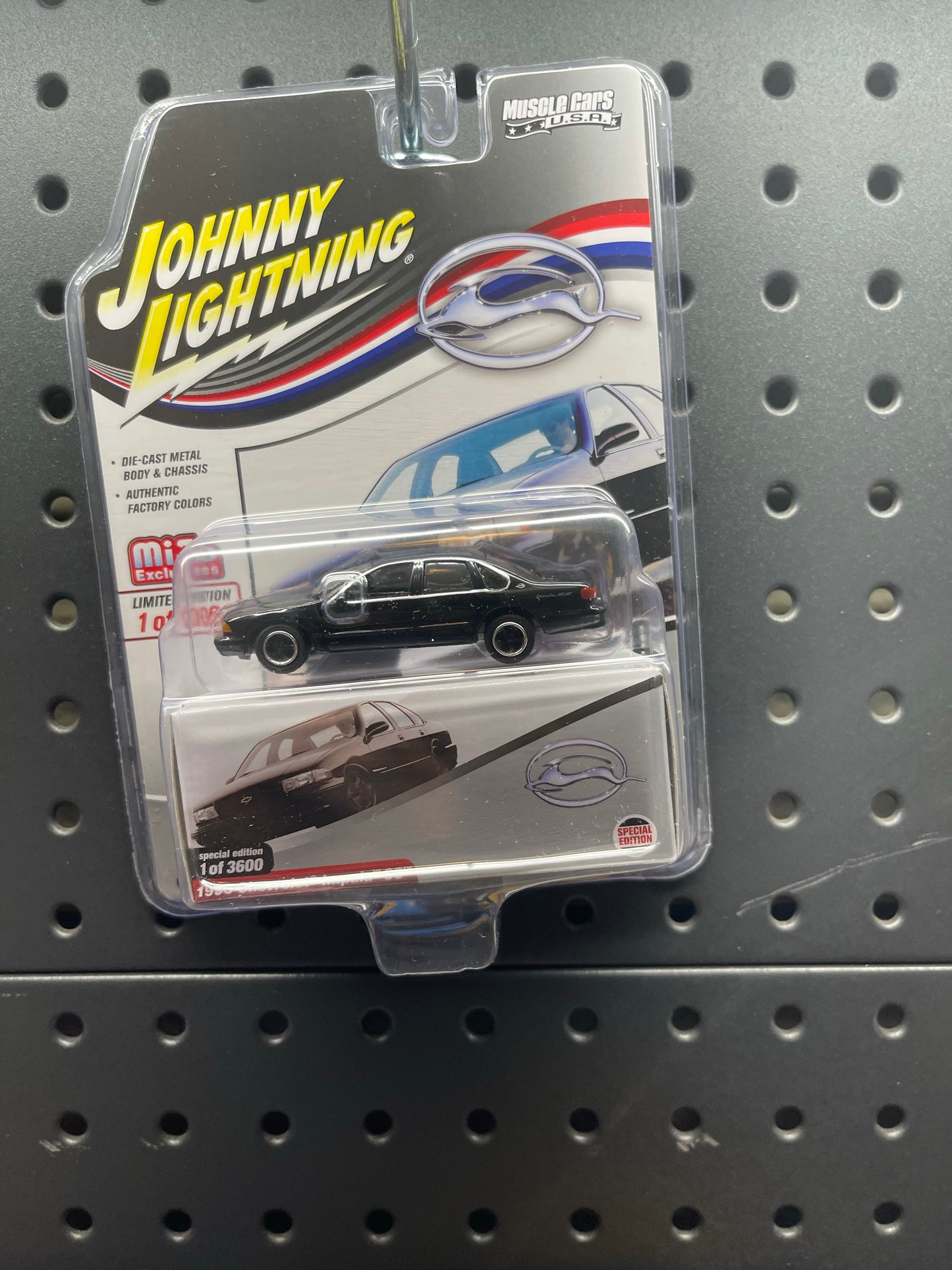 Johnny Lightning 1996 Chevy Impala SS Black 1 of 3600 Mijo Exclusive